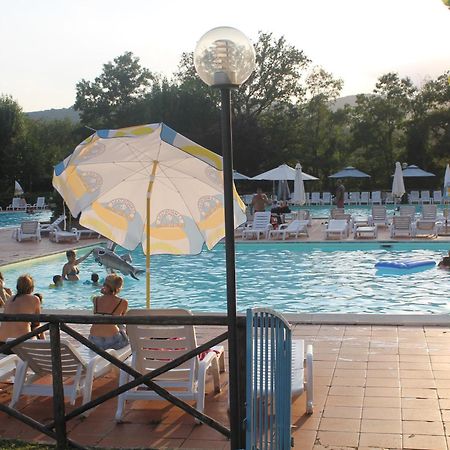 Camping Village La Chiocciola Capannole Buitenkant foto